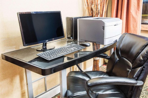 Baymont by Wyndham Mobile/ I-65 image 11