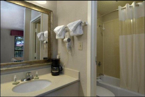 Baymont by Wyndham Mobile/ I-65 image 35